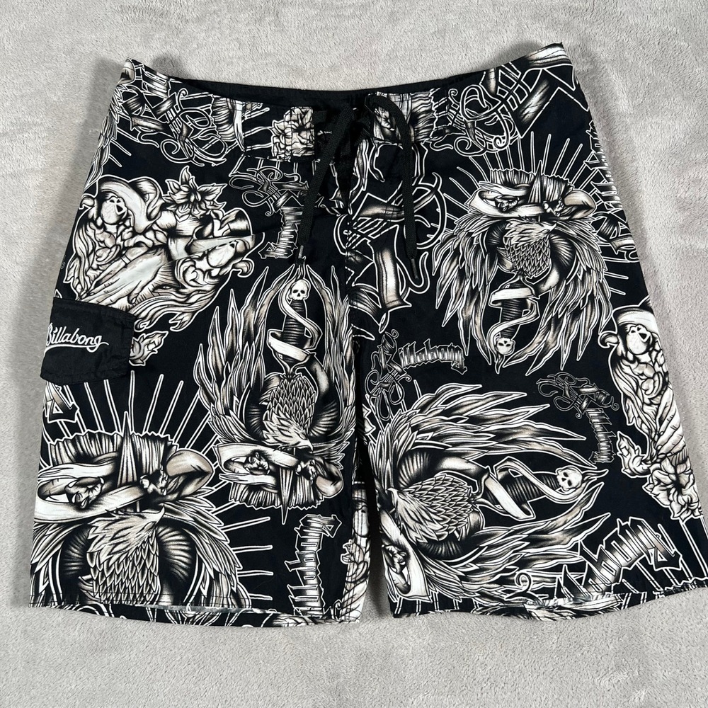 Billabong Board Shorts Men's Size 34 Black White Tattoo Eagle Dagger Skull Print